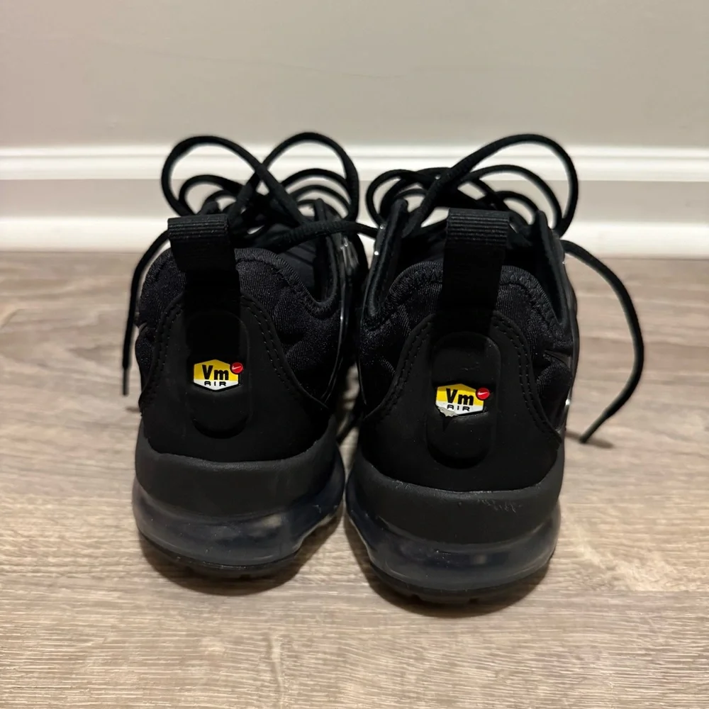 Nike Air VaporMax Plus SE - Picture 8 of 16